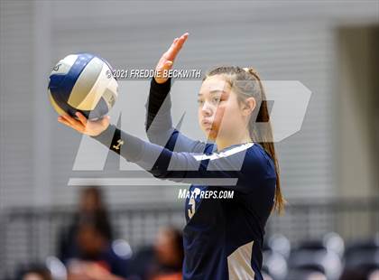Thumbnail 3 in Keller vs. Ridge Point (UIL Volleyball 6A Semi-Finals)  photogallery.