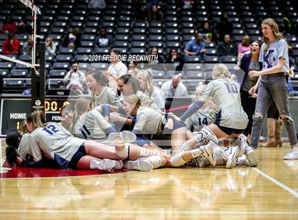 Thumbnail 3 in Keller vs. Ridge Point (UIL Volleyball 6A Semi-Finals)  photogallery.