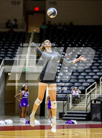 Thumbnail 1 in Keller vs. Ridge Point (UIL Volleyball 6A Semi-Finals)  photogallery.