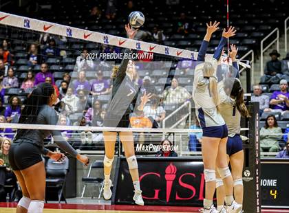 Thumbnail 2 in Keller vs. Ridge Point (UIL Volleyball 6A Semi-Finals)  photogallery.