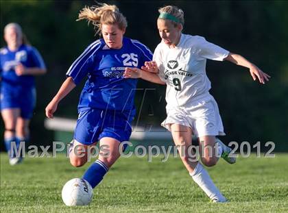 Thumbnail 2 in North @ Waubonsie Valley photogallery.