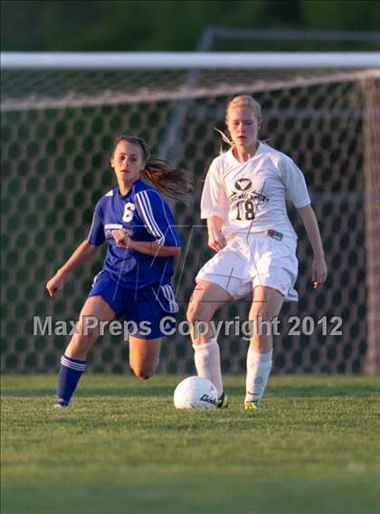 Thumbnail 3 in North @ Waubonsie Valley photogallery.