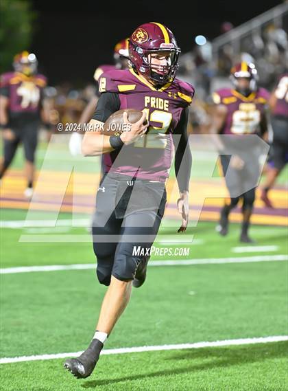 Thumbnail 1 in Cesar Chavez @ Mountain Pointe photogallery.