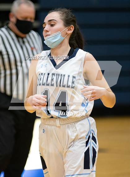 Thumbnail 2 in Collinsville @ Belleville East photogallery.
