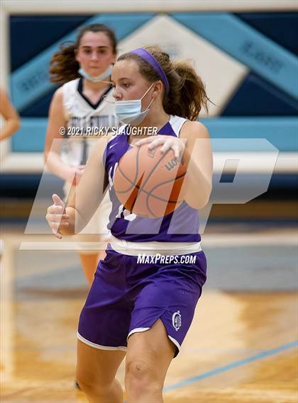 Thumbnail 2 in Collinsville @ Belleville East photogallery.