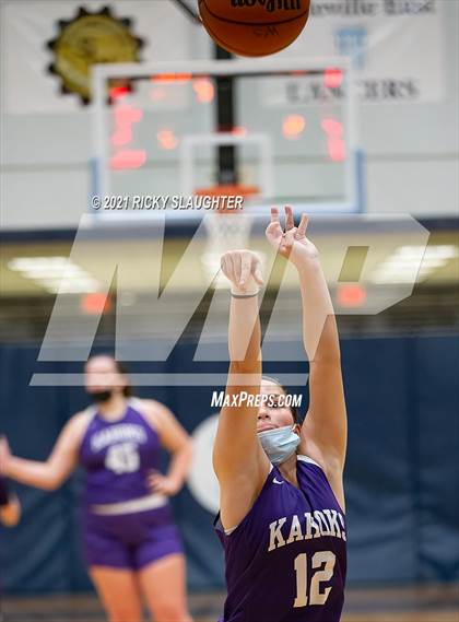 Thumbnail 2 in Collinsville @ Belleville East photogallery.
