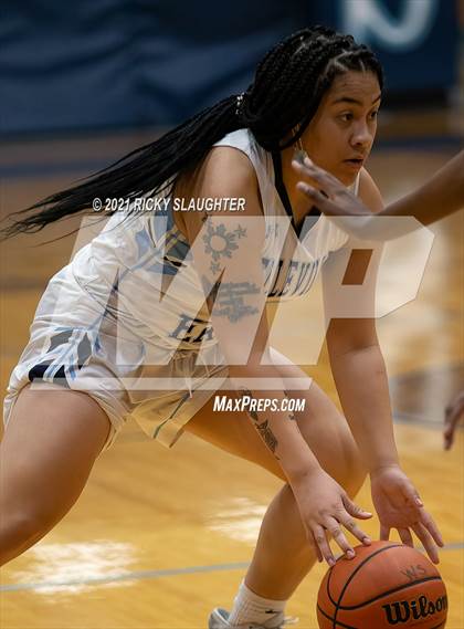 Thumbnail 1 in Collinsville @ Belleville East photogallery.