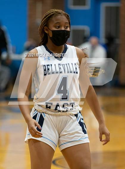 Thumbnail 2 in Collinsville @ Belleville East photogallery.