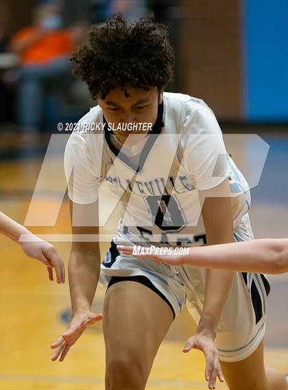 Thumbnail 3 in Collinsville @ Belleville East photogallery.