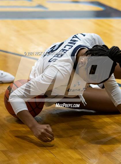 Thumbnail 1 in Collinsville @ Belleville East photogallery.