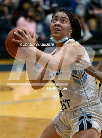 Thumbnail 2 in Collinsville @ Belleville East photogallery.