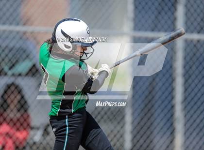 Thumbnail 2 in Granada Hills Charter vs King/Drew photogallery.