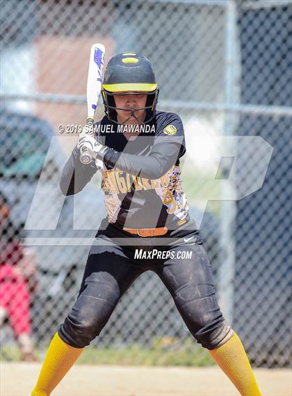 Thumbnail 1 in Granada Hills Charter vs King/Drew photogallery.