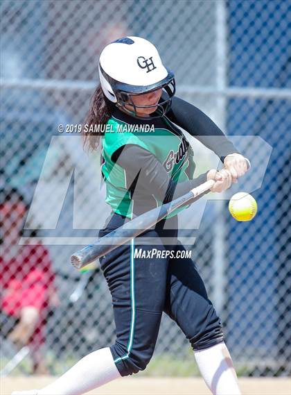 Thumbnail 3 in Granada Hills Charter vs King/Drew photogallery.
