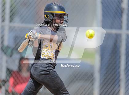 Thumbnail 1 in Granada Hills Charter vs King/Drew photogallery.