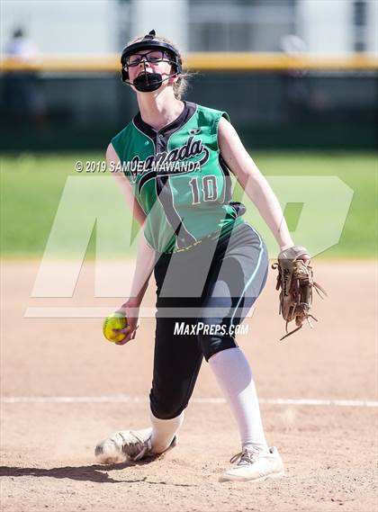 Thumbnail 1 in Granada Hills Charter vs King/Drew photogallery.