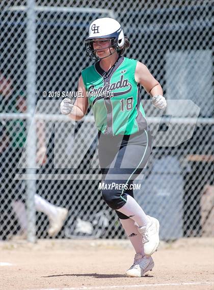 Thumbnail 2 in Granada Hills Charter vs King/Drew photogallery.