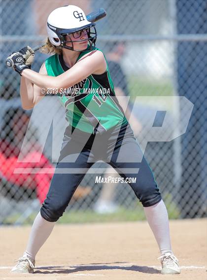 Thumbnail 3 in Granada Hills Charter vs King/Drew photogallery.