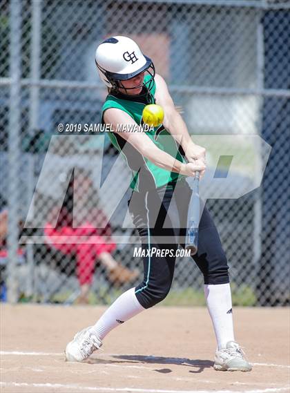 Thumbnail 2 in Granada Hills Charter vs King/Drew photogallery.