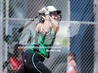 Thumbnail 3 in Granada Hills Charter vs King/Drew photogallery.