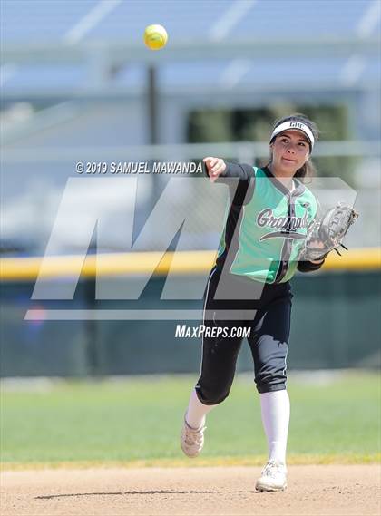 Thumbnail 1 in Granada Hills Charter vs King/Drew photogallery.
