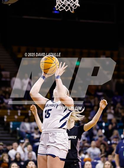 Thumbnail 2 in Holy Family vs. University (CHSAA 4A Final 4) photogallery.
