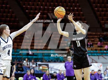 Thumbnail 1 in Holy Family vs. University (CHSAA 4A Final 4) photogallery.