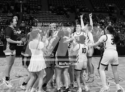Thumbnail 3 in Holy Family vs. University (CHSAA 4A Final 4) photogallery.