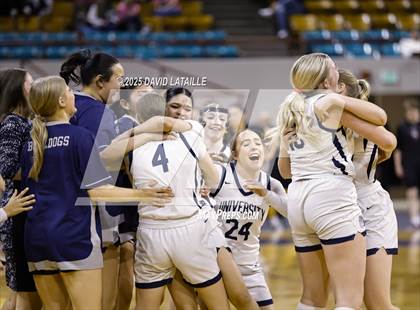 Thumbnail 2 in Holy Family vs. University (CHSAA 4A Final 4) photogallery.