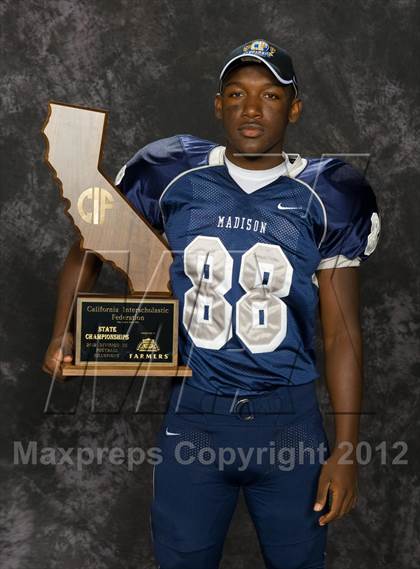 Thumbnail 2 in Madison (CIF State D3 Final Awards) photogallery.