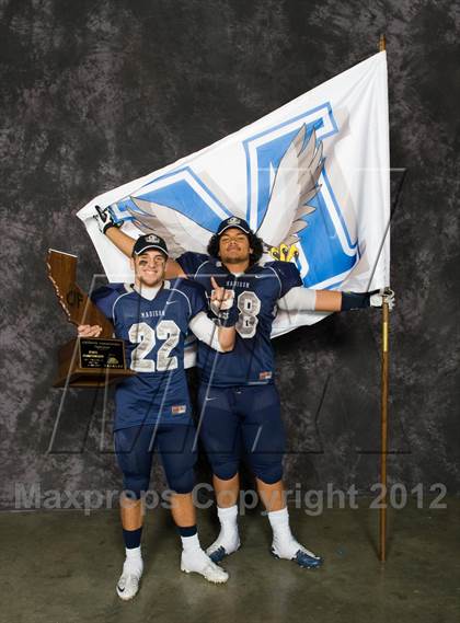 Thumbnail 1 in Madison (CIF State D3 Final Awards) photogallery.