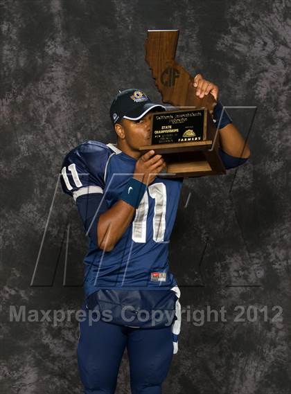 Thumbnail 2 in Madison (CIF State D3 Final Awards) photogallery.