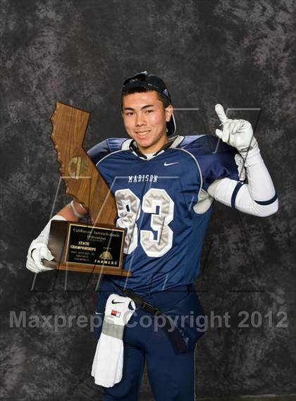 Thumbnail 3 in Madison (CIF State D3 Final Awards) photogallery.