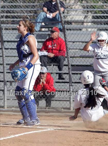 Thumbnail 3 in Crescenta Valley @ Burbank (Game 1) photogallery.