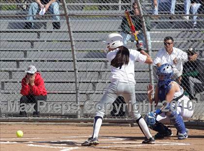Thumbnail 3 in Crescenta Valley @ Burbank (Game 1) photogallery.
