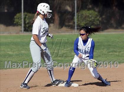 Thumbnail 3 in Crescenta Valley @ Burbank (Game 1) photogallery.