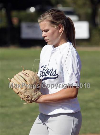 Thumbnail 2 in Crescenta Valley @ Burbank (Game 1) photogallery.