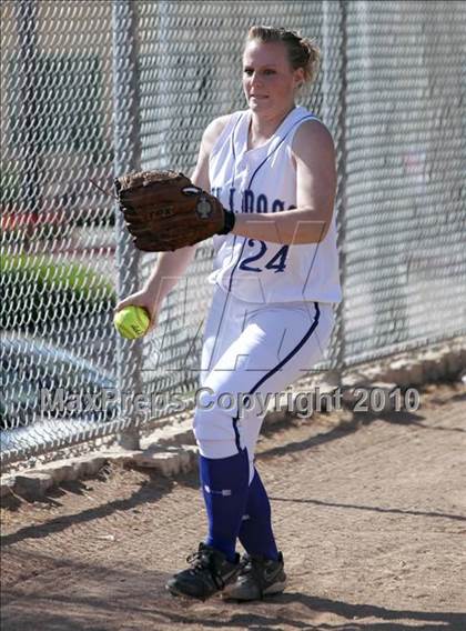 Thumbnail 2 in Crescenta Valley @ Burbank (Game 1) photogallery.