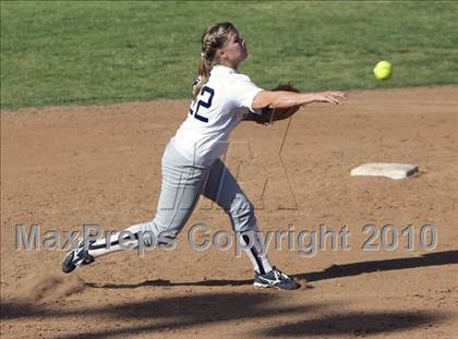 Thumbnail 1 in Crescenta Valley @ Burbank (Game 1) photogallery.
