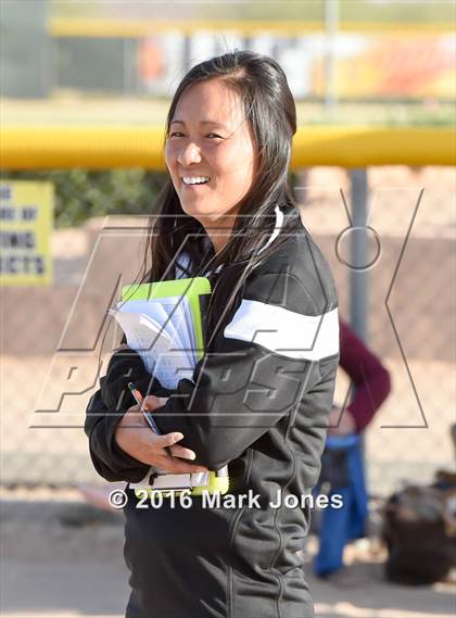 Thumbnail 3 in Salpointe Catholic @ O'Connor (AIA D1 Semifinal) photogallery.