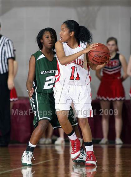 Thumbnail 2 in Hightower vs. Bellaire (Texas 5A Region 3 Semifinal) photogallery.