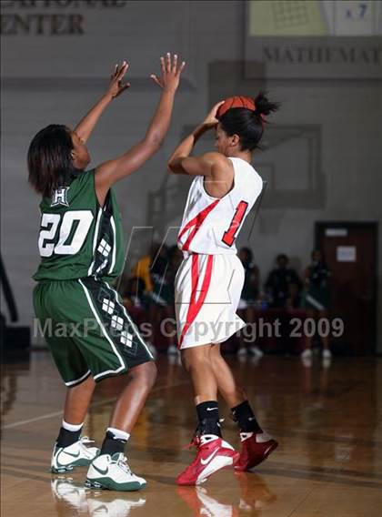 Thumbnail 3 in Hightower vs. Bellaire (Texas 5A Region 3 Semifinal) photogallery.