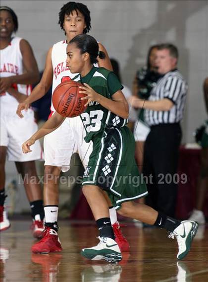 Thumbnail 1 in Hightower vs. Bellaire (Texas 5A Region 3 Semifinal) photogallery.