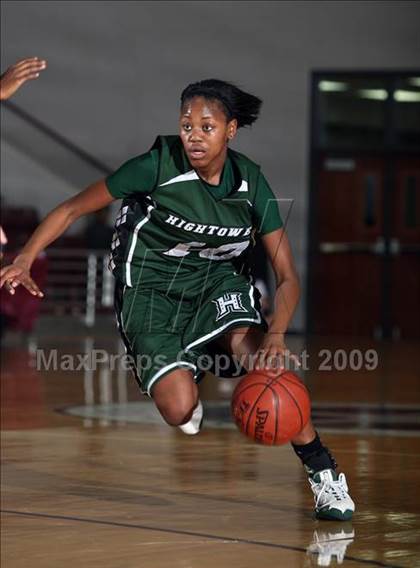 Thumbnail 2 in Hightower vs. Bellaire (Texas 5A Region 3 Semifinal) photogallery.