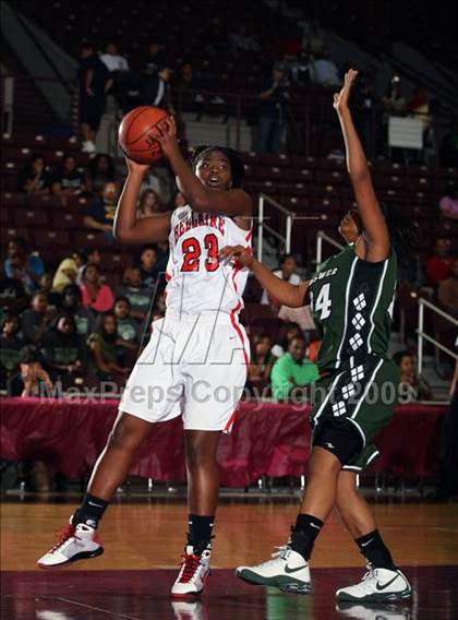 Thumbnail 1 in Hightower vs. Bellaire (Texas 5A Region 3 Semifinal) photogallery.