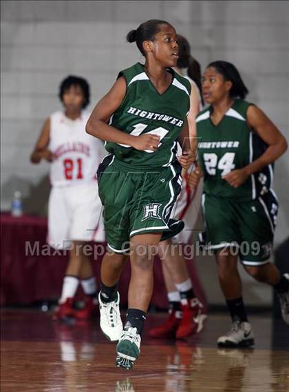 Thumbnail 3 in Hightower vs. Bellaire (Texas 5A Region 3 Semifinal) photogallery.