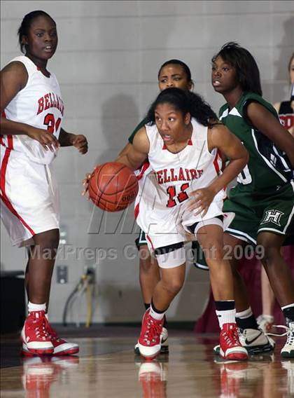 Thumbnail 3 in Hightower vs. Bellaire (Texas 5A Region 3 Semifinal) photogallery.