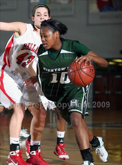 Thumbnail 3 in Hightower vs. Bellaire (Texas 5A Region 3 Semifinal) photogallery.