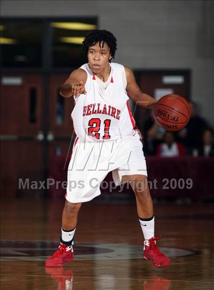 Thumbnail 2 in Hightower vs. Bellaire (Texas 5A Region 3 Semifinal) photogallery.