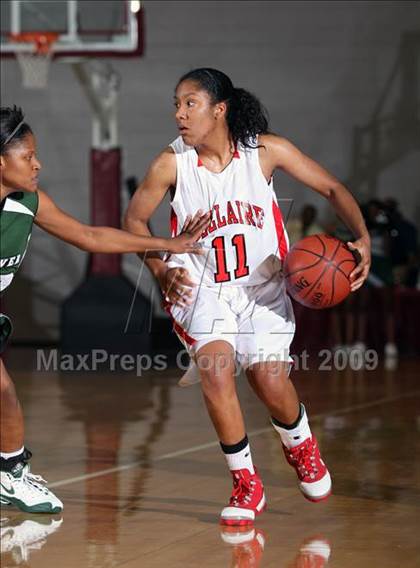 Thumbnail 2 in Hightower vs. Bellaire (Texas 5A Region 3 Semifinal) photogallery.